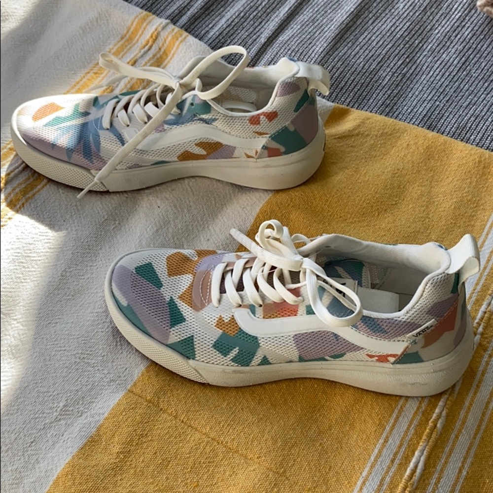 Vans ultra range. Size 7 men’s , 8.5 women’s